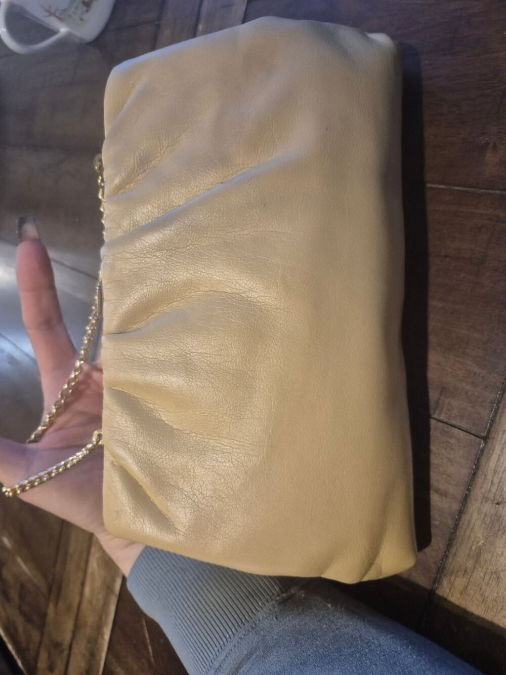 Vintage Beige Clutch Purse With Gold Chain Strap & Button Closure Elegant Ruched - Picture 3 of 4